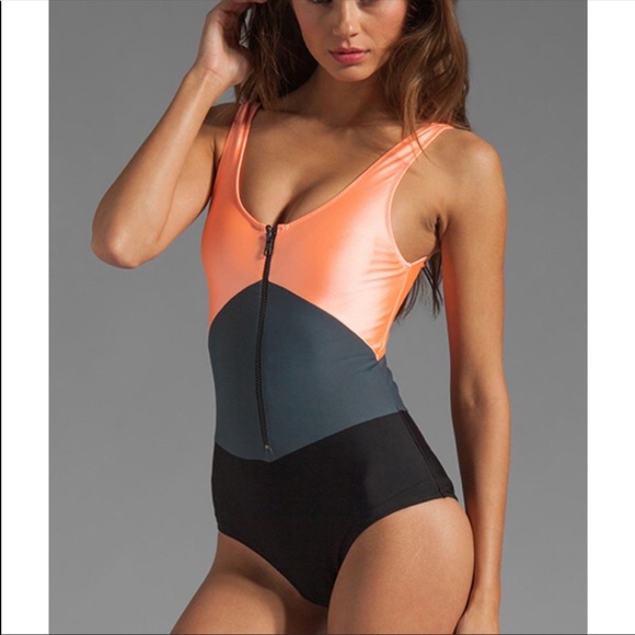 Tallow Color-blocked One Piece - Picture 1 of 8